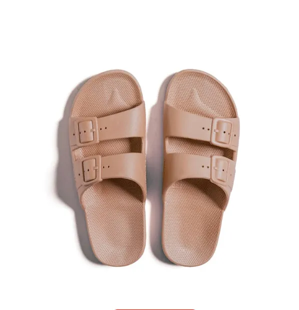 Camel Slides