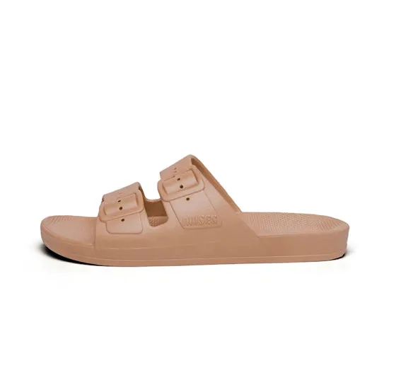 Camel Slides