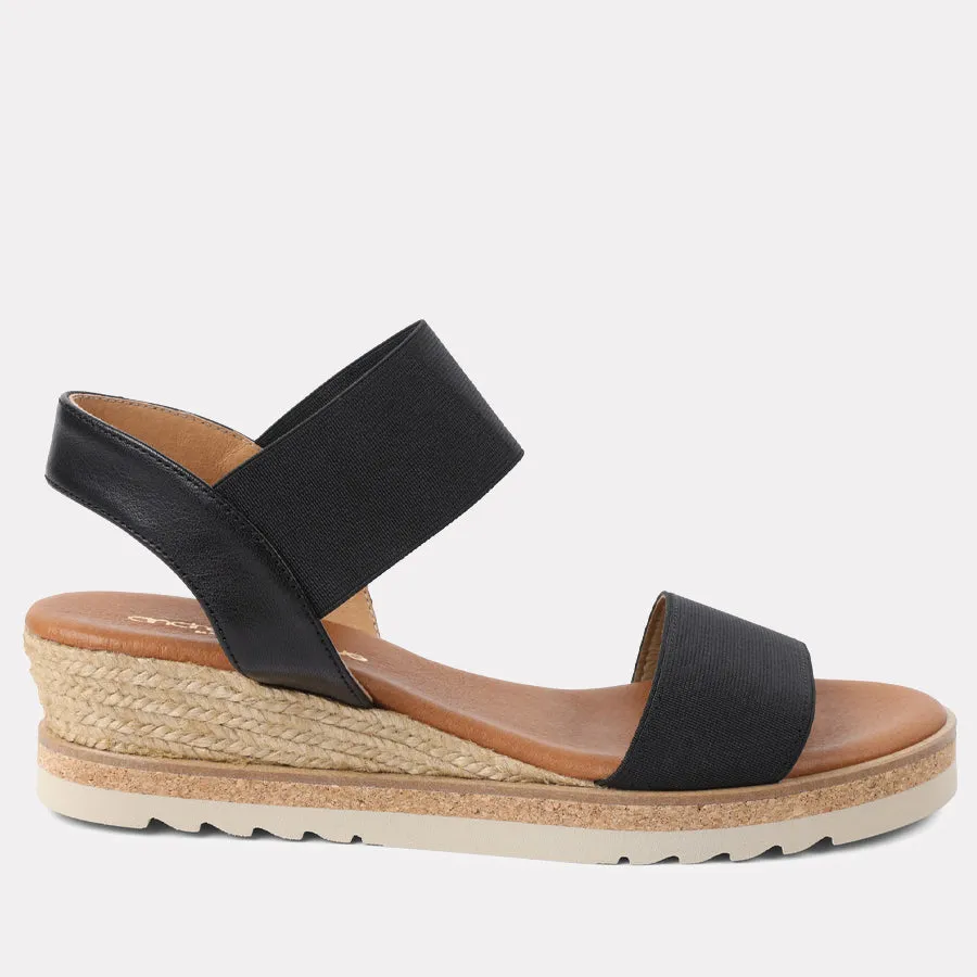 Neveah Wedge